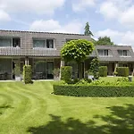 Bakker Hotell 3*